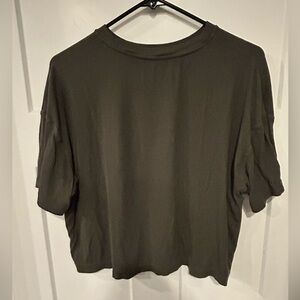 Vuori Olive Green Crop Tee